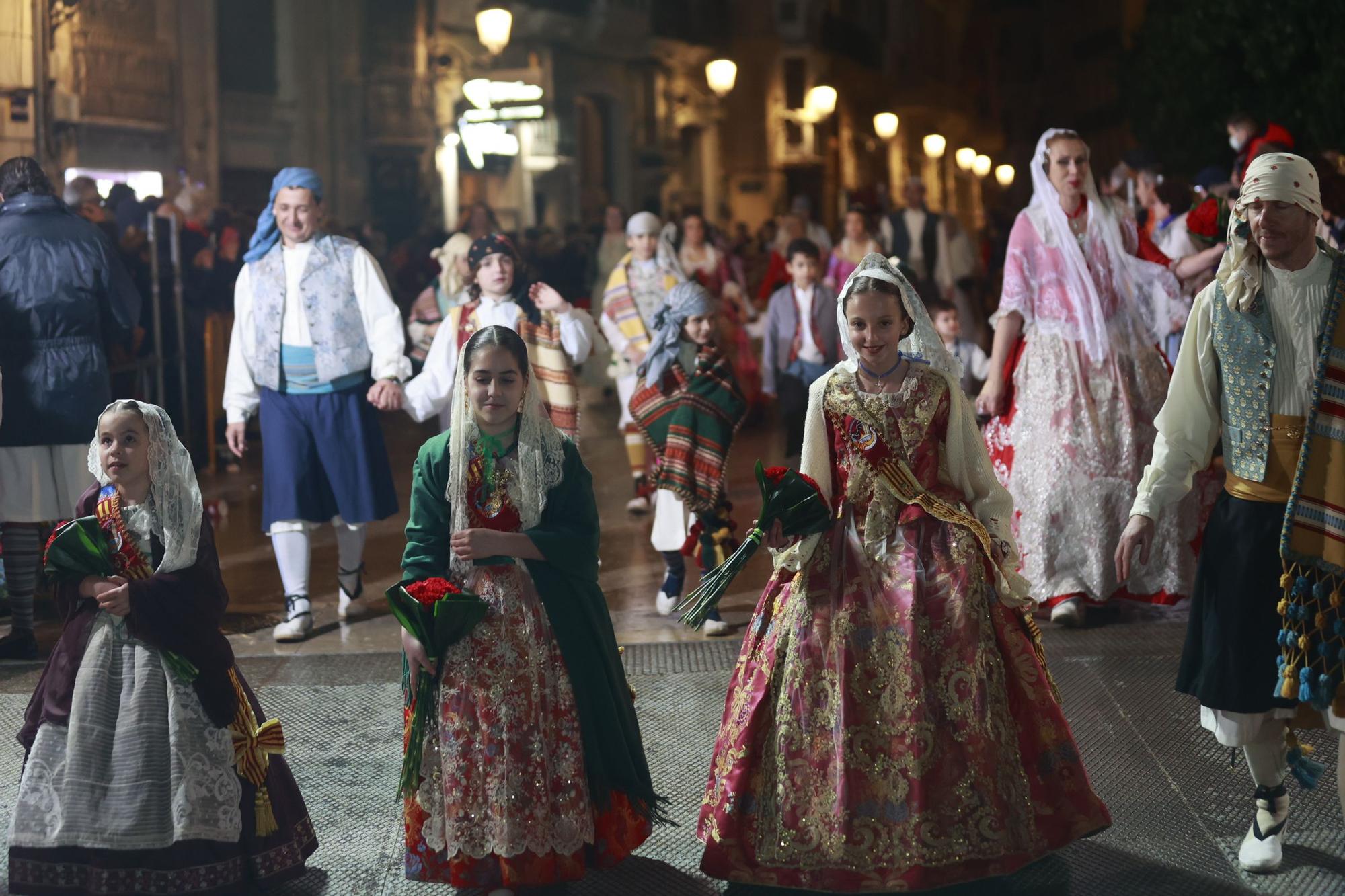 Búscate en la Ofrenda por la calle Quart (entre 22.00 y 23.00 horas)