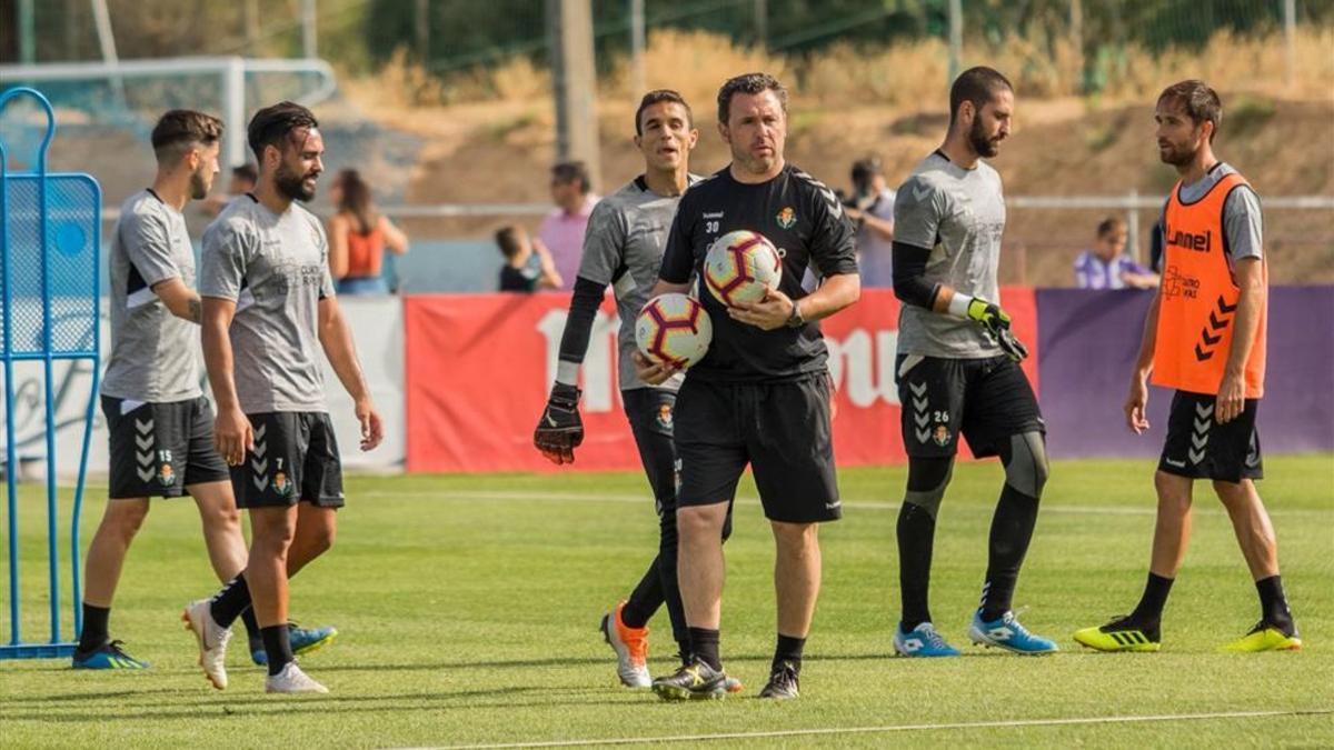 Sergio González cumple su segunda temporada en el banquillo del Valladolid