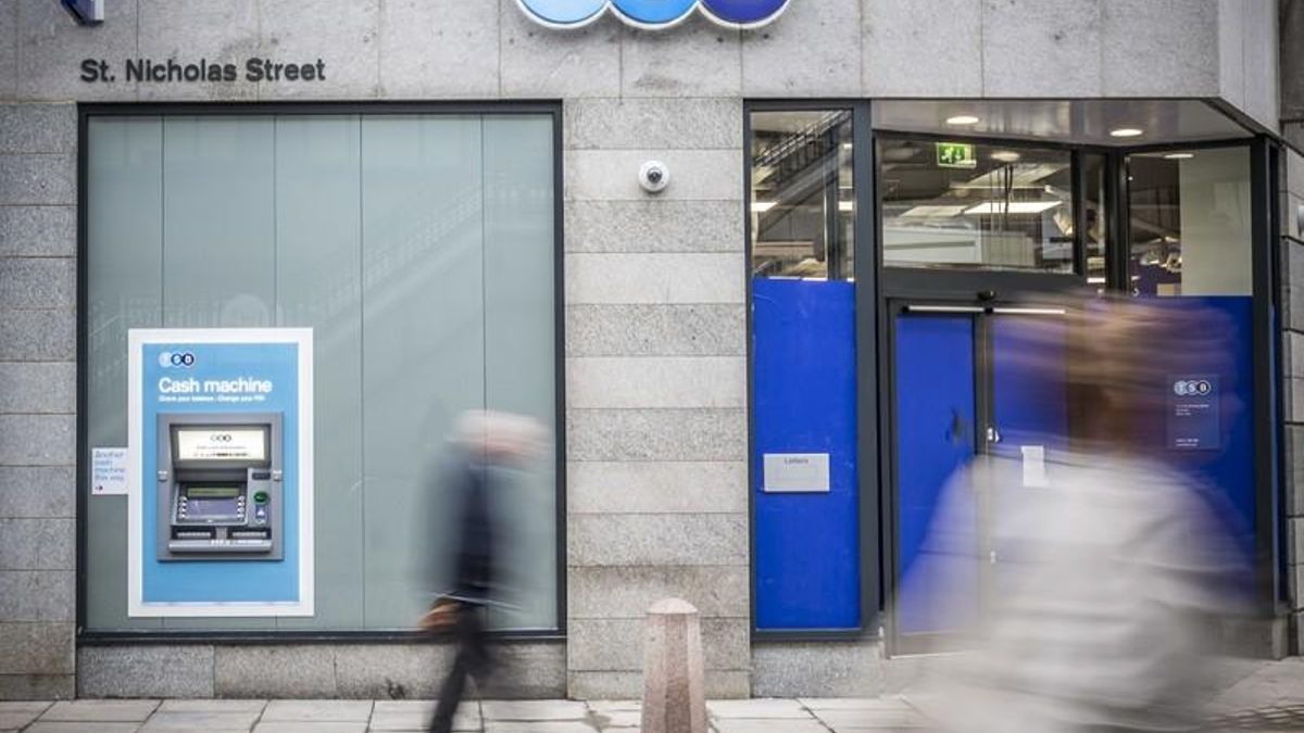 Oficina de TSB, filial británica de Sabadell, en Reino Unido.