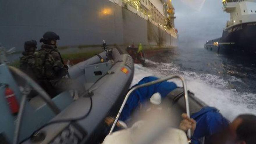 Archivada la causa por el incidente de 2014 entre Greenpeace y la Armada