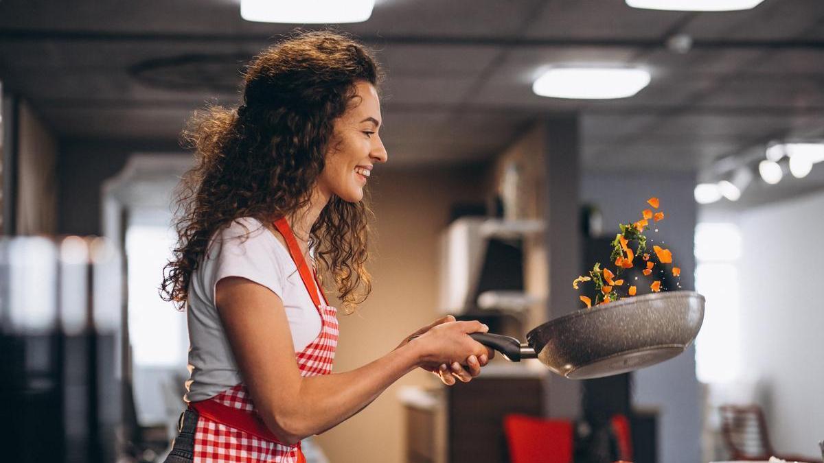 Las sartenes de Lidl que se agotan al minuto y que valen menos de 5 euros -  Información