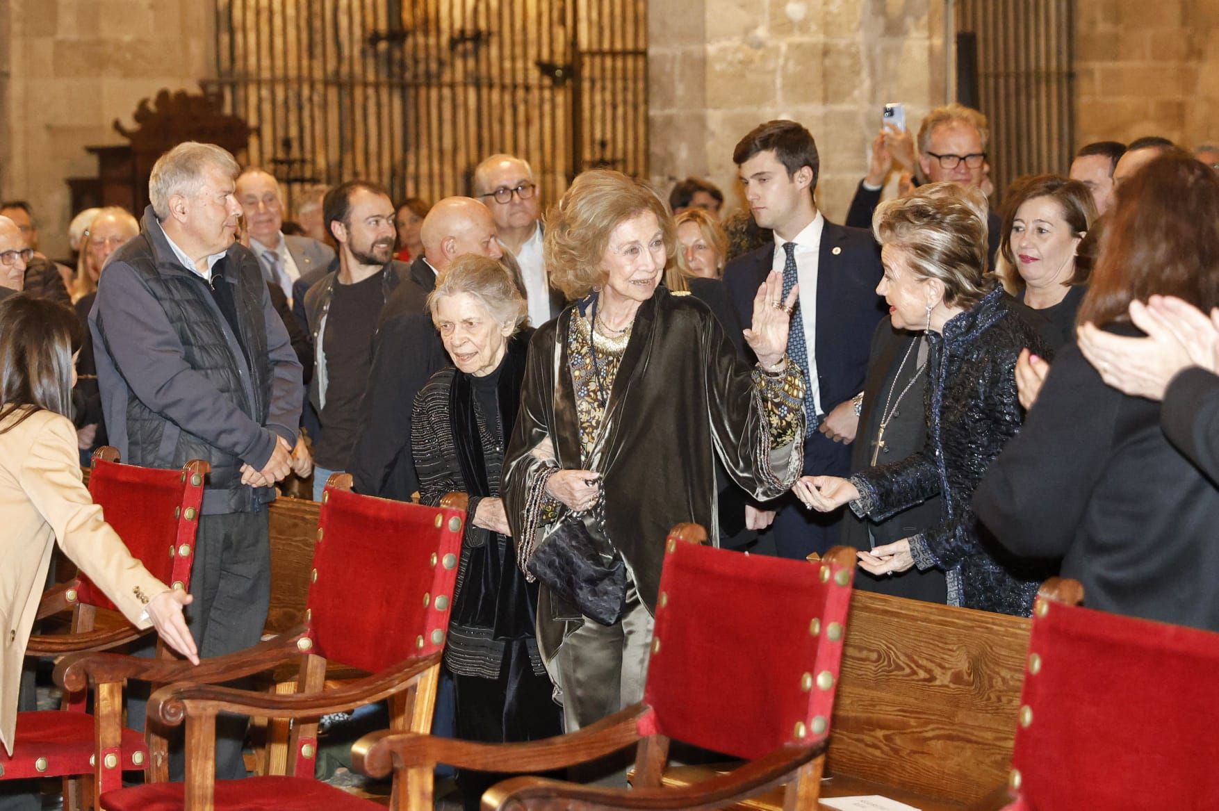 FOTOS | La reina Sofía acude al concierto de Semana Santa a beneficio de Projecte Home Baleares en la Catedral de Mallorca