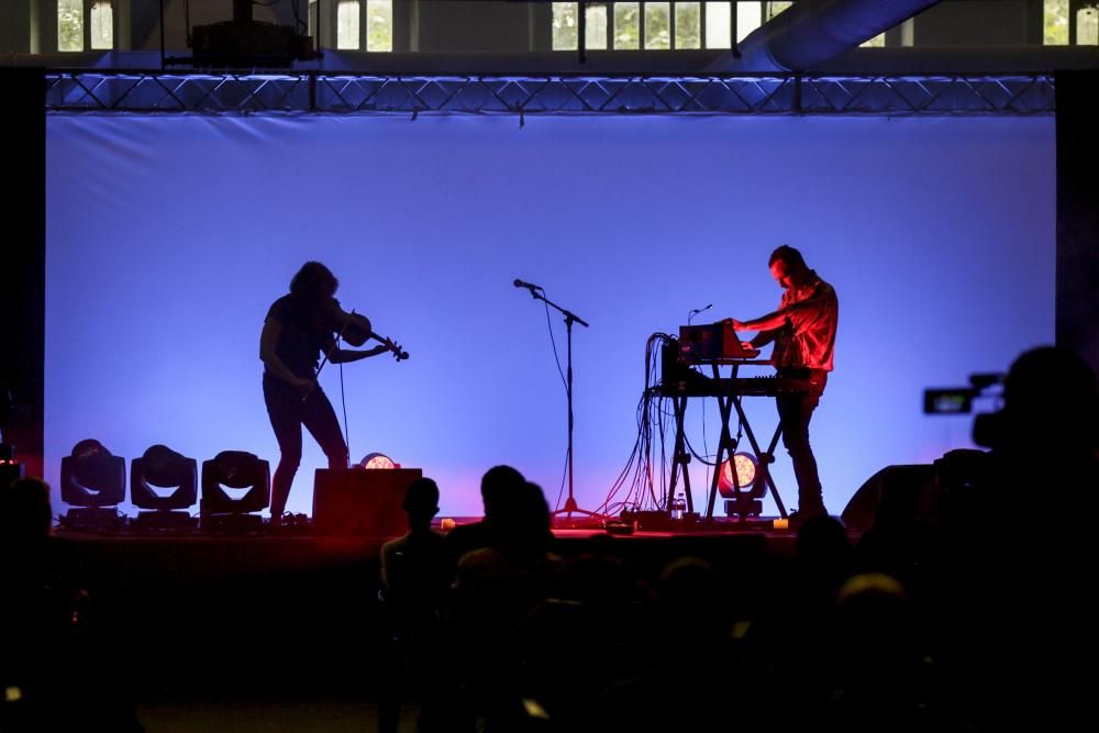 Concierto de Cicada en la Fábrica de Armas