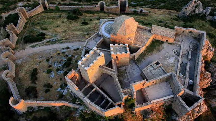 Los libros aragoneses de Domingo Buesa: Cien años en el castillo de Loarre