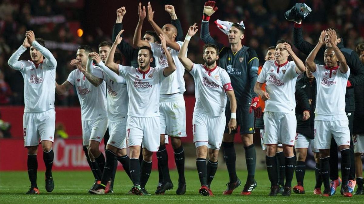 El Sevilla se une a la lucha por la Liga