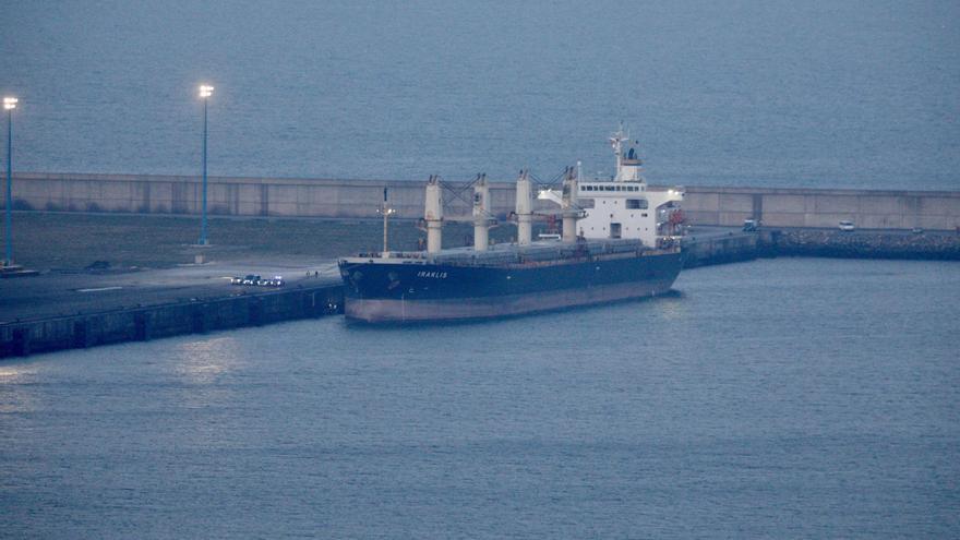 Detenido un polizón con un gran cargamento de cocaína en un barco que llegó de Colombia a Gijón