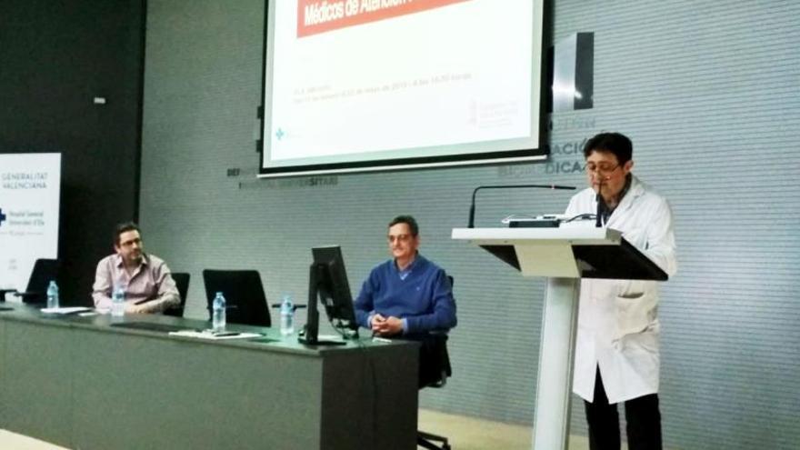 Un instante del curso de formación en el Hospital General de Elche