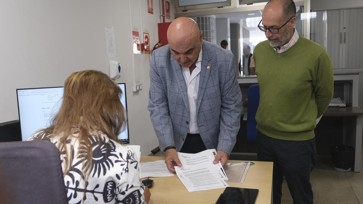 Gregorio Rodríguez registra su candidatura a Rector de la ULPGC