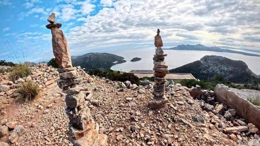 Umweltschützer warnen vor Folgen der Steinmännchen auf Mallorca: „Fürs Foto vergessen die Menschen alles“