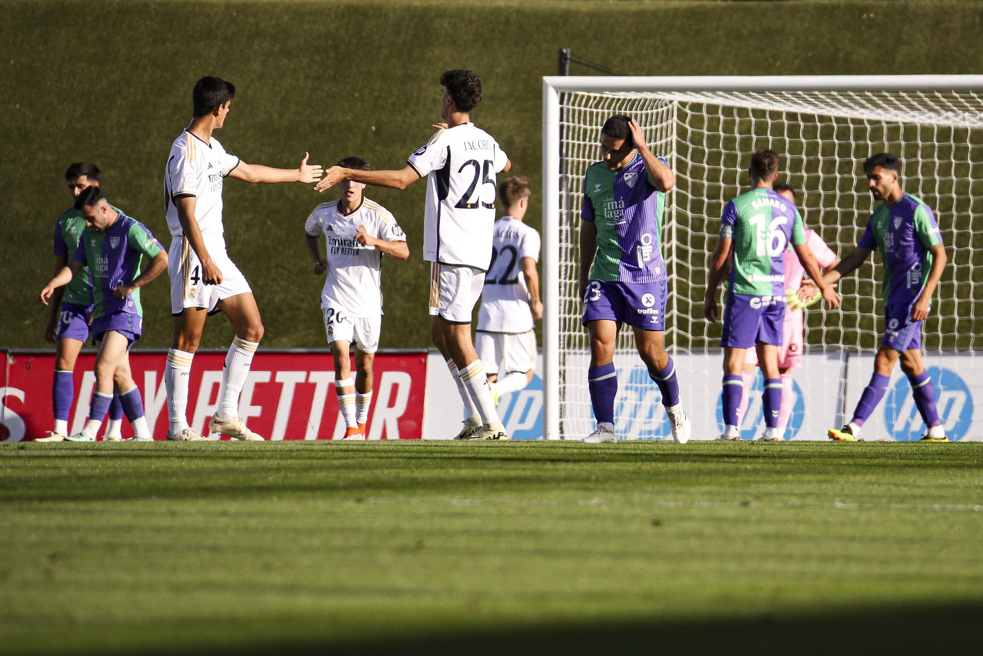 Primera RFEF: Real Madrid Castilla . Málaga CF