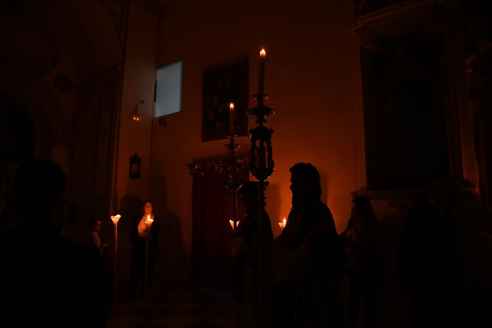 El vía crucis de las Angustias, en imágenes