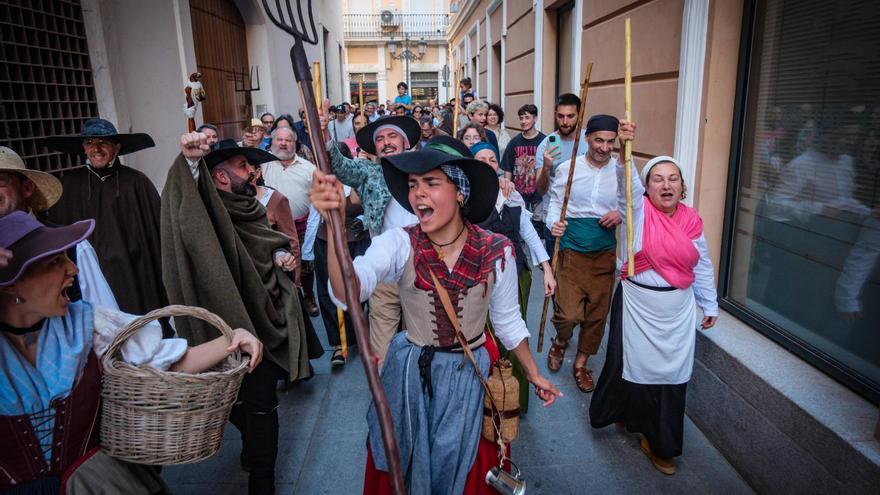 Recreación del levantamiento de la ciudad de Badajoz contra el francés