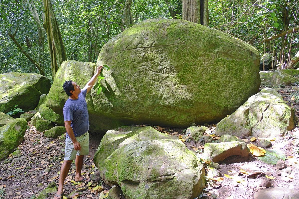 Yacimiento arqueológico de Kamuihei en Nuku Hiva.