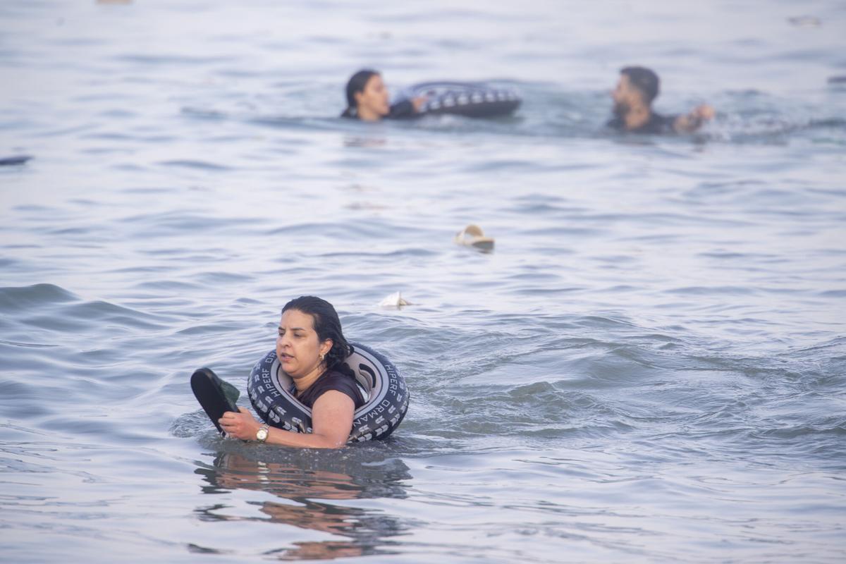 Las imágenes de Ceuta un día después de la gran crisis en la frontera
