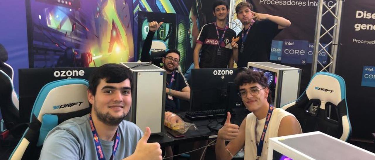 Jugadores del Córdoba Patrimonio eSports en la TLP Tenerife.