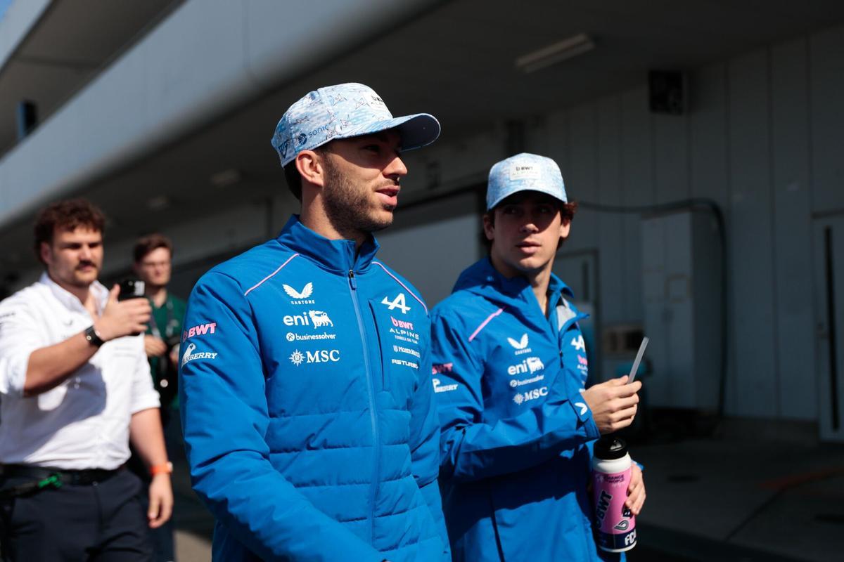 GASLY Pierre (fra), Alpine F1 Team A526, portrait COLAPINTO Franco (arg), Alpine F1 Team A526, portrait during the Formula 1 Japanese Grand Prix 2026, 3rd round of the 2026 Formula One World Championship from March 27 to 29, 2026 on the Suzuka Circuit, in Suzuka, Japan - Photo DPPI AFP7 27/03/2026 ONLY FOR USE IN SPAIN