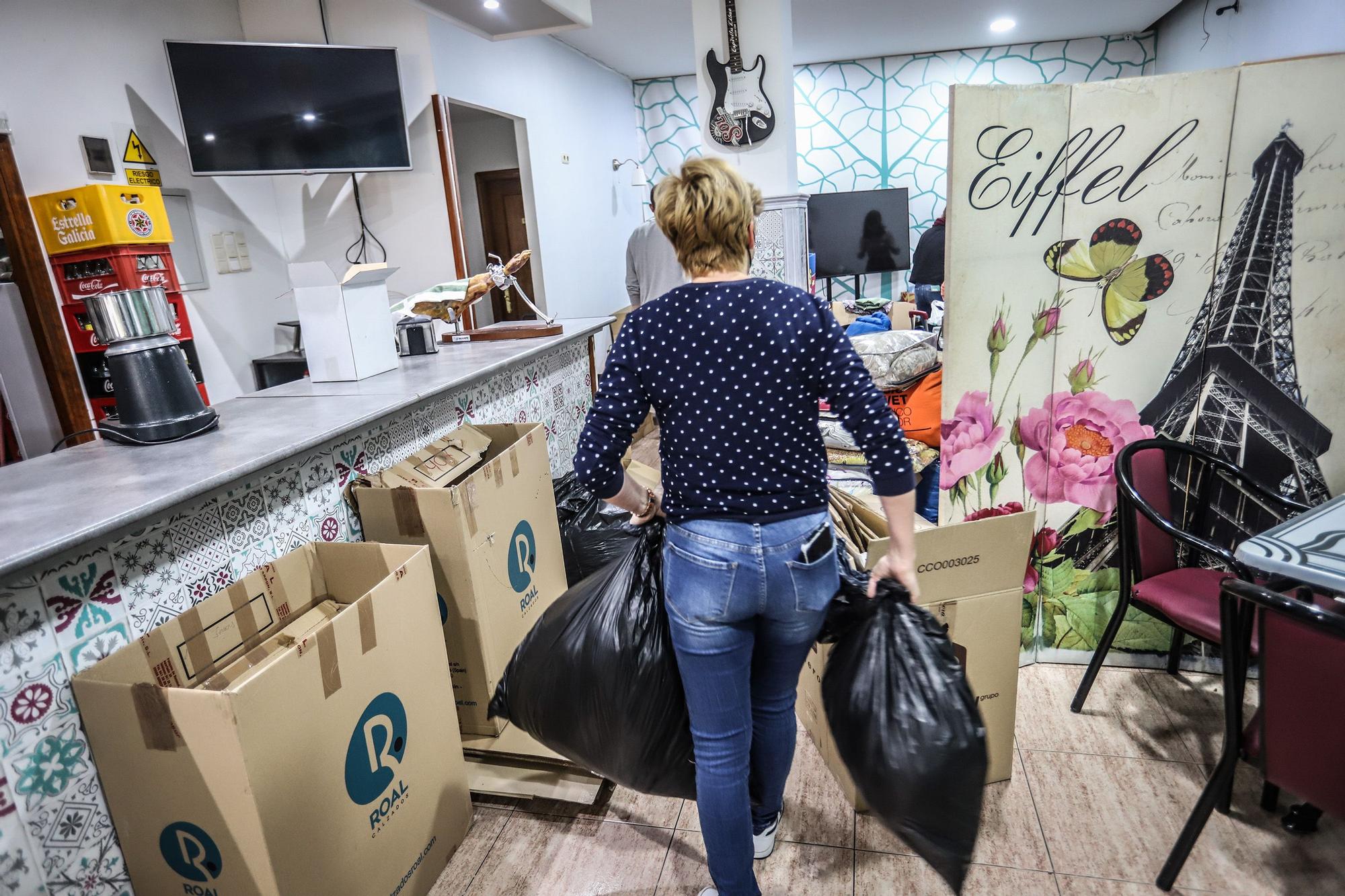 "La nueva luna": de cafetería a punto de recogida de ayuda humanitaria para Ucrania