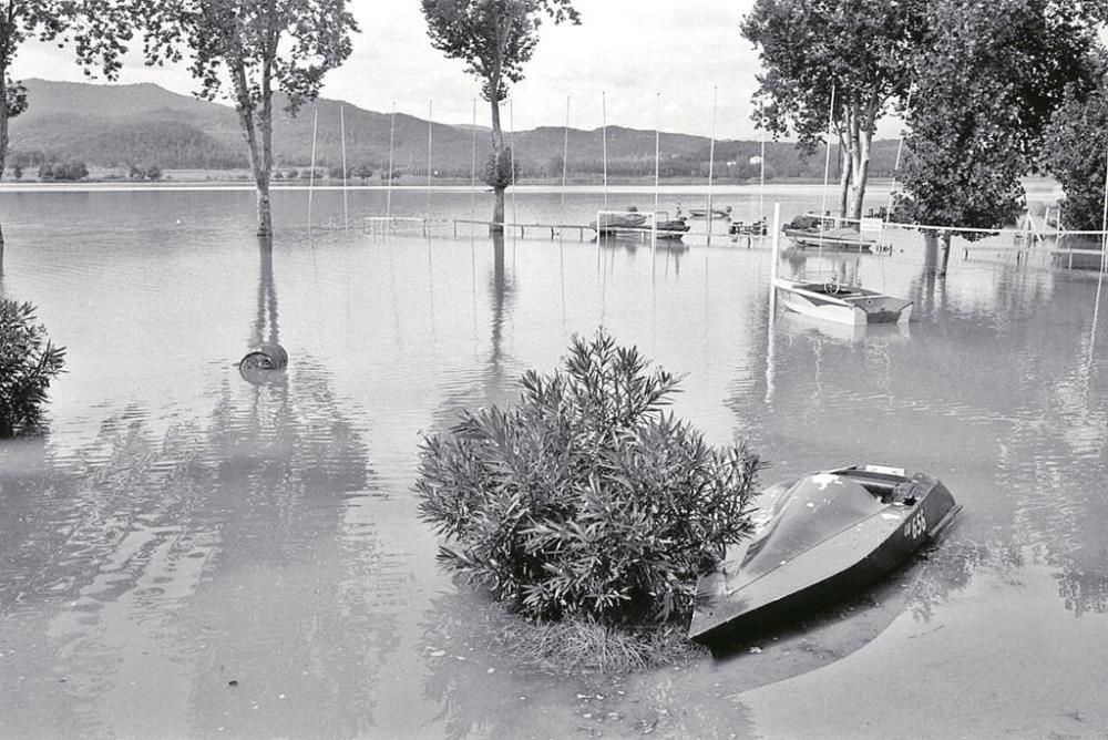 L’Estany de Banyoles desbordat el setembre del 1963.