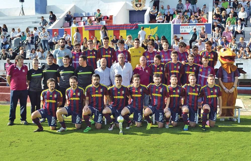 UD Poblense presenta sus equipaciones