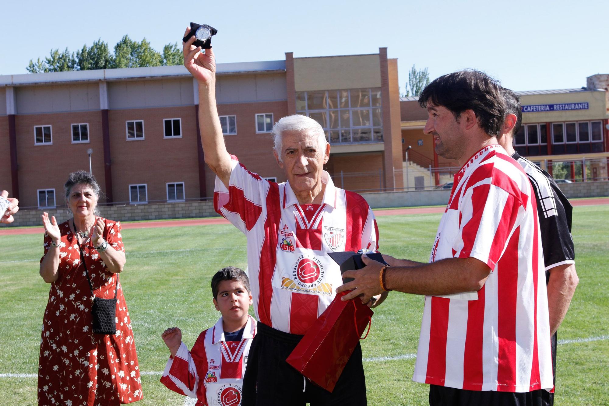 Antonio Fernández Carbajo y el fútbol, en imágenes