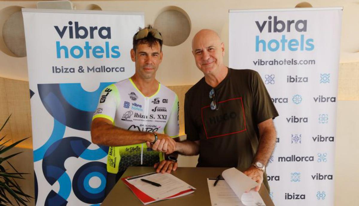 El C.C. San Rafael y Vibra Hotels celebran su acuerdo