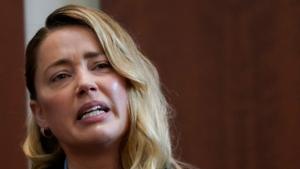 Amber Heard assegura que Johnny Depp la va maltractar i va abusar-ne sexualment