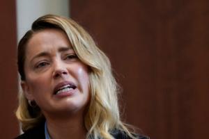 Amber Heard assegura que Johnny Depp la va maltractar i va abusar-ne sexualment