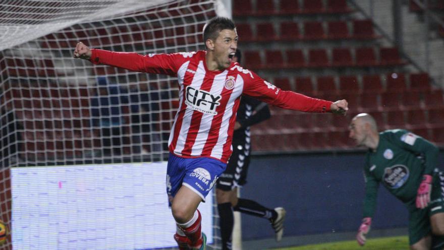 Rubén Alcaraz celebra amb eufòria el gol que va marcar al Lugo a Montilivi