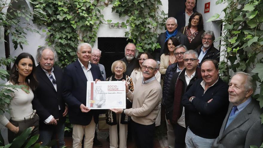 La Asociación de la Prensa de Córdoba nombra socio de honor a Francisco González