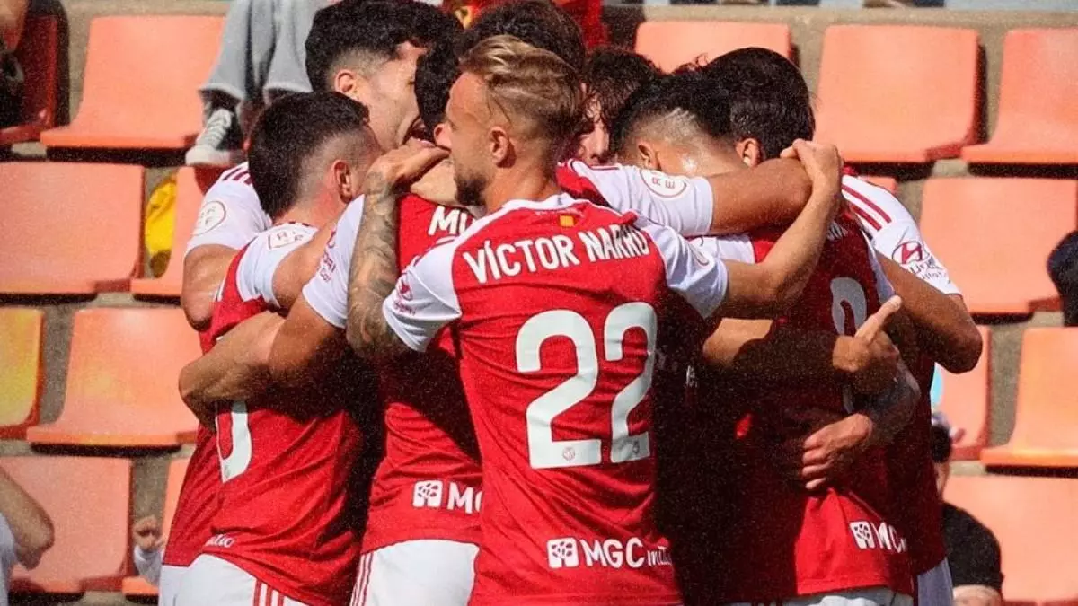 El Nstic se abona a las goleadas