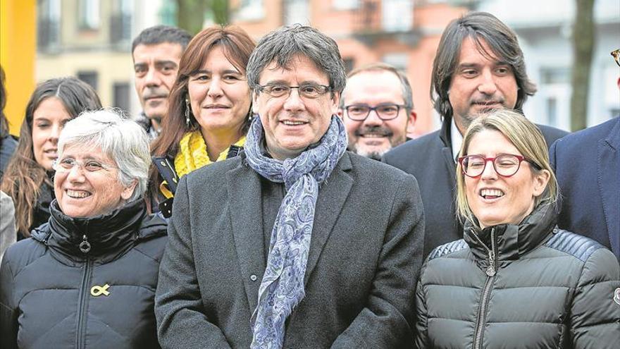 Puigdemont frustra el plan de legislatura del PDECat y ERC