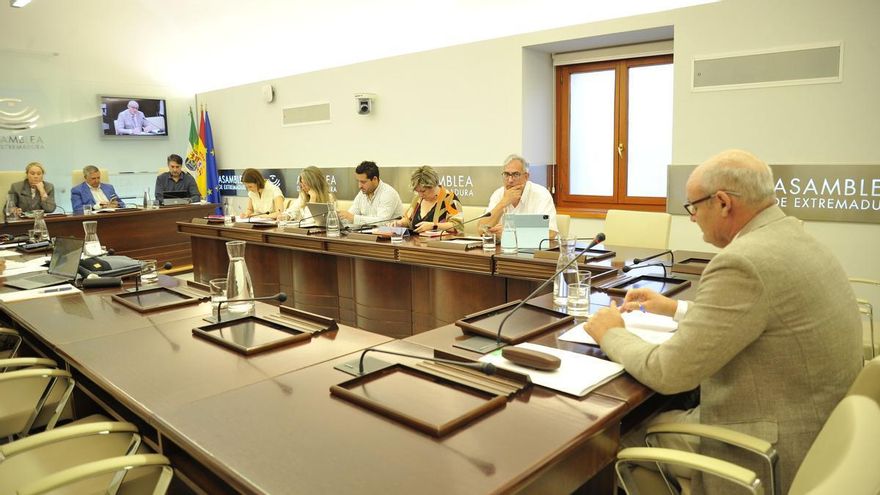 Las ayudas para la mejora energética llegarán a 74 colegios y solo agotan el 32% de su crédito