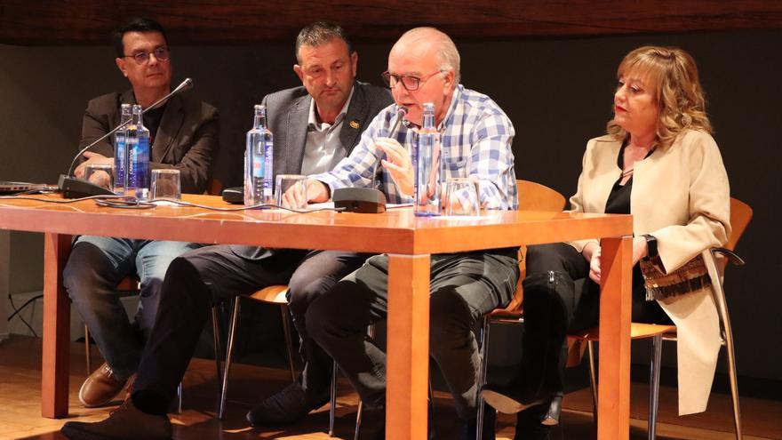 Mesa redonda de las familias descendientes del Castell de Alaquàs