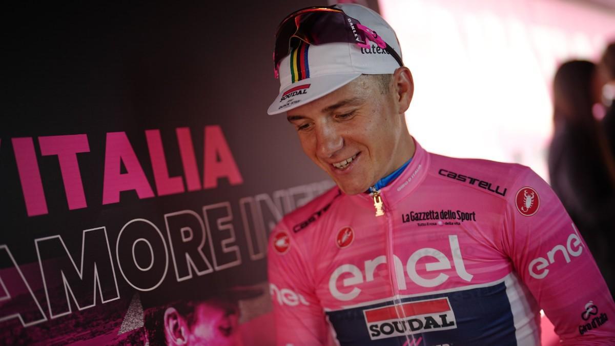 Remco Evenepoel ya luce el rosa en el Giro de Italia