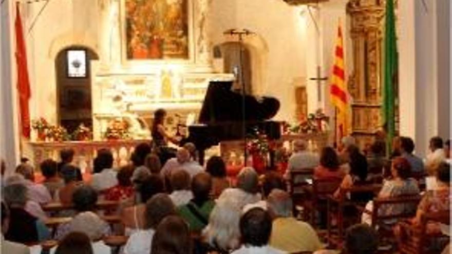 Lloret de MarFan &amp; Midori actuen al tradicional concert de Santa Marta