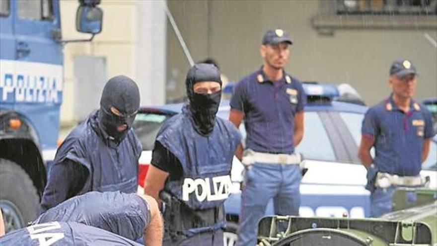 La policía de Italia confisca un misil a grupos de la ultraderecha