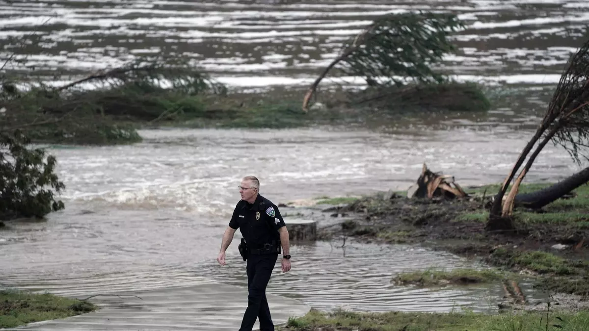DIRECTO | Las inundaciones en Texas dejan más de 100 muertos, mientras las búsquedas continúan