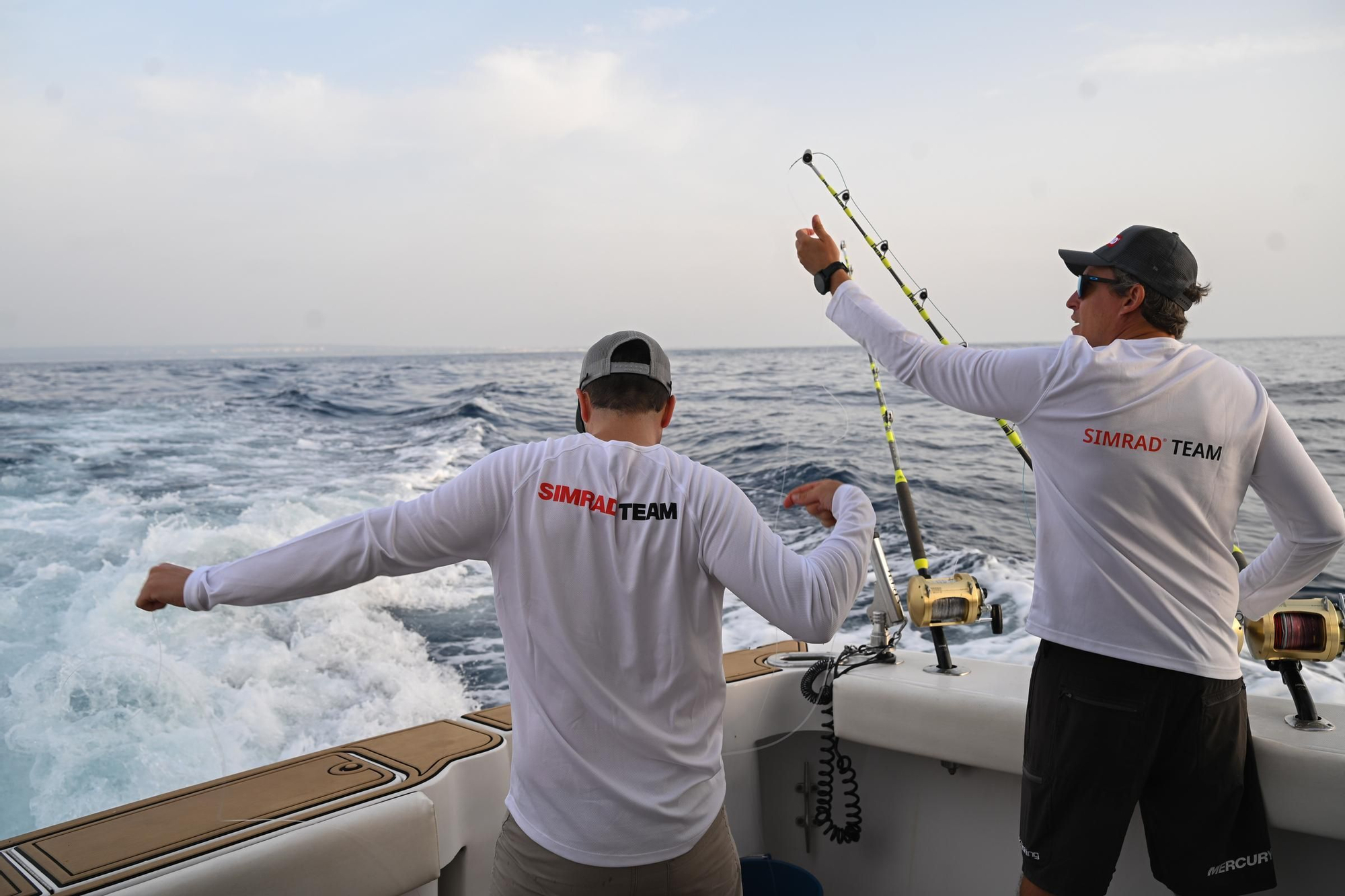 Un día a bordo del Artic pescando atunes rojos para marcarlos con GPS