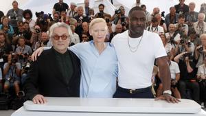 George Miller desconcerta a Cannes amb la seva fantasia «anti Mad Max»