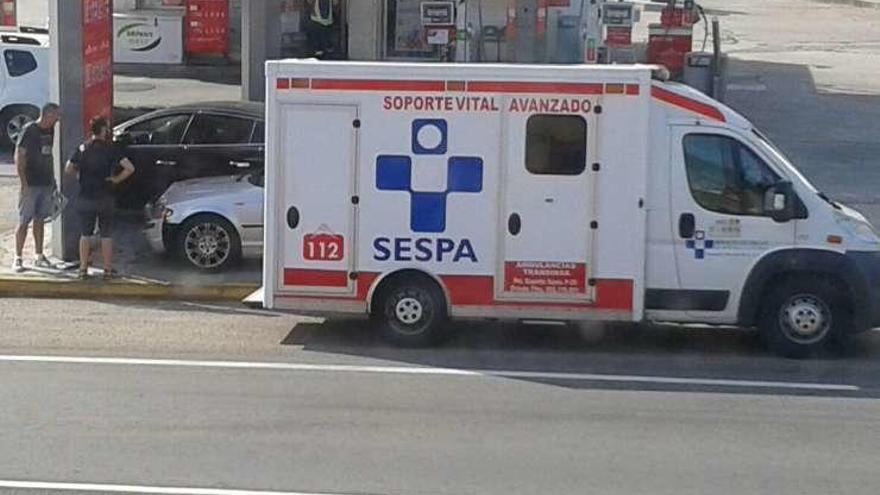 Herido tras salirse de la vía en Trasona