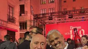 Carles Gaig y Nandu Jubay brindan en la fiesta del 150 aniversario de DAMM