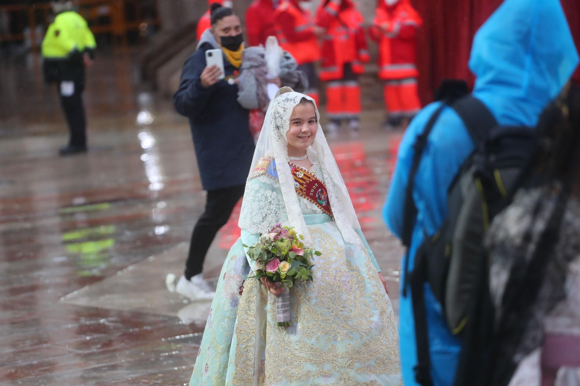 Búscate en el primer día de ofrenda por la calle de la Paz (entre las 18:00 a las 19:00 horas)