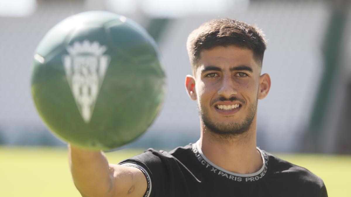 José Manuel Calderón, jugador del Córdoba CF, en El Arcángel.