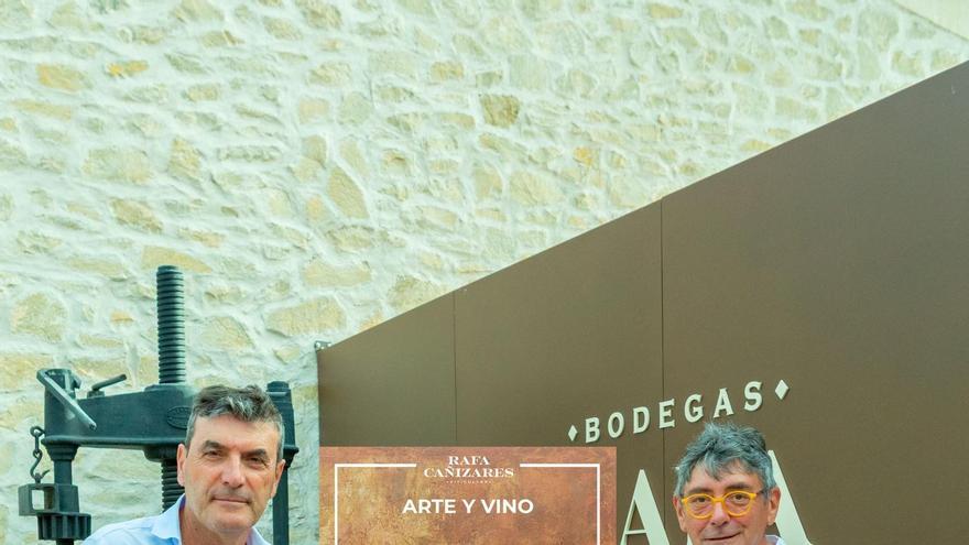 “Fusión Mediterránea”, la pintura sensorial de Ximo Canet inaugura el ciclo Vino y Arte en la bodega Rafa Cañizares Viticultor