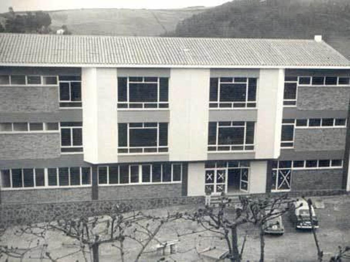 Cincuenta años de Secundaria en Candás