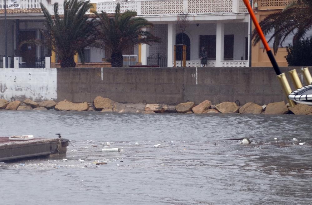 temporal maritimo y de viento en la ribera