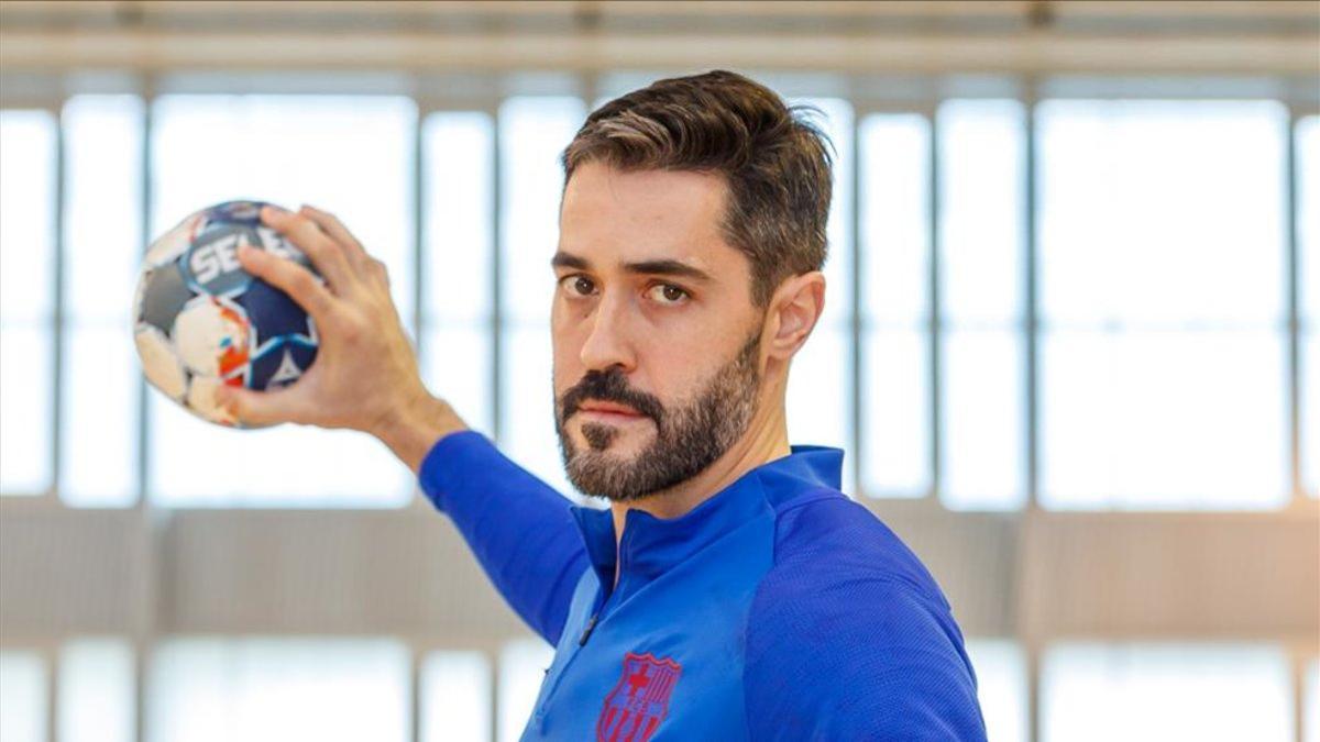 Raúl Entrerríos seguirá un año más de blaugrana a raíz del parón