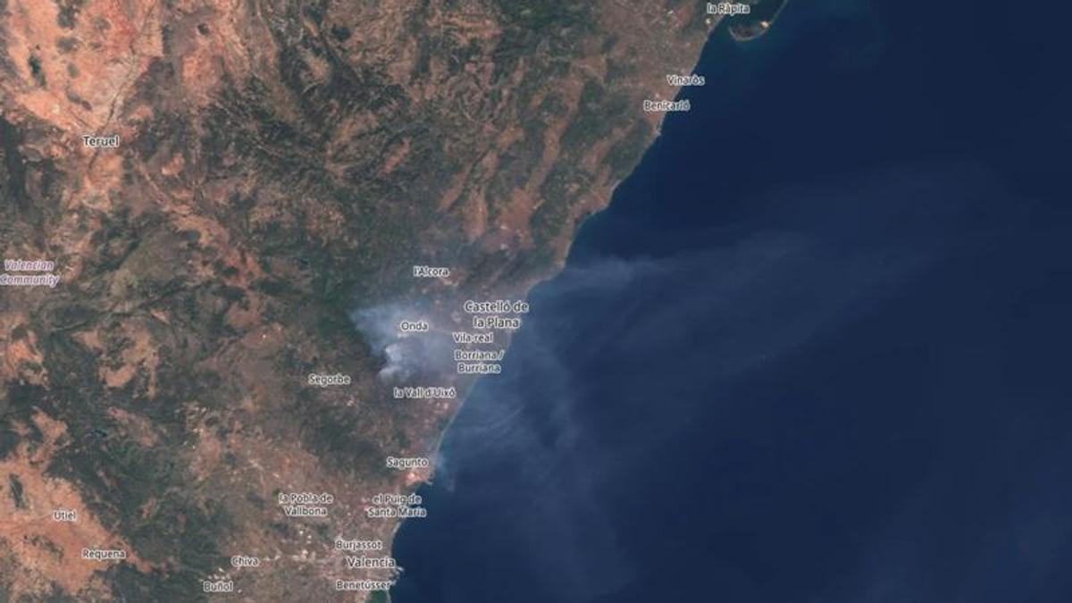 Incendio de la Vall d' Uixó captado por el satélite sentinel 3 perteneciente a la red copernicus