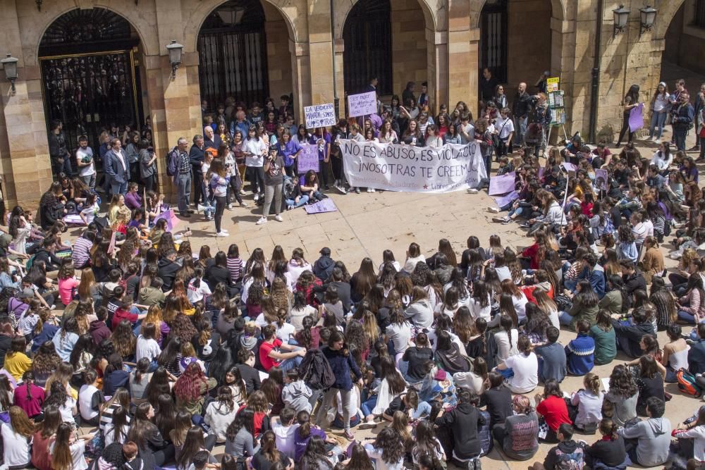 Manifestación en Oviedo.