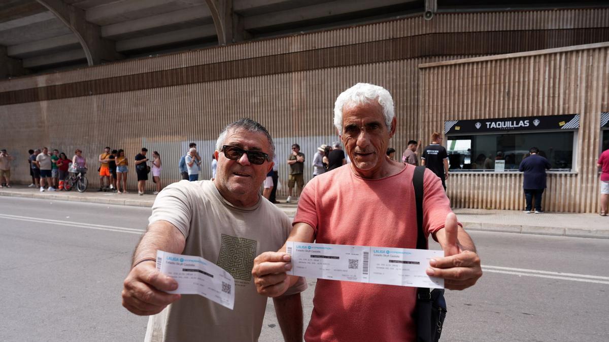 Video | Colas en el SkyFi Castalia para conseguir las últimas entradas del Castellón-Almería